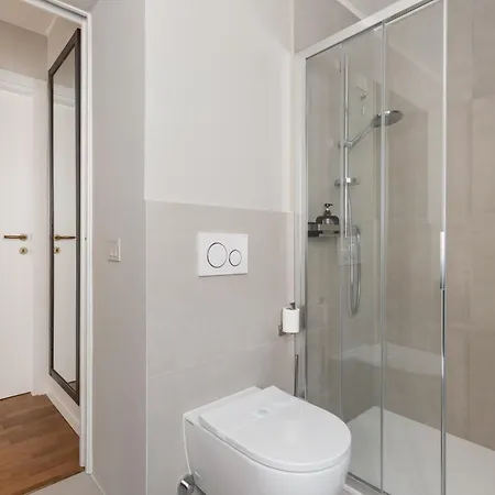 Daire Breeze Cernobbio